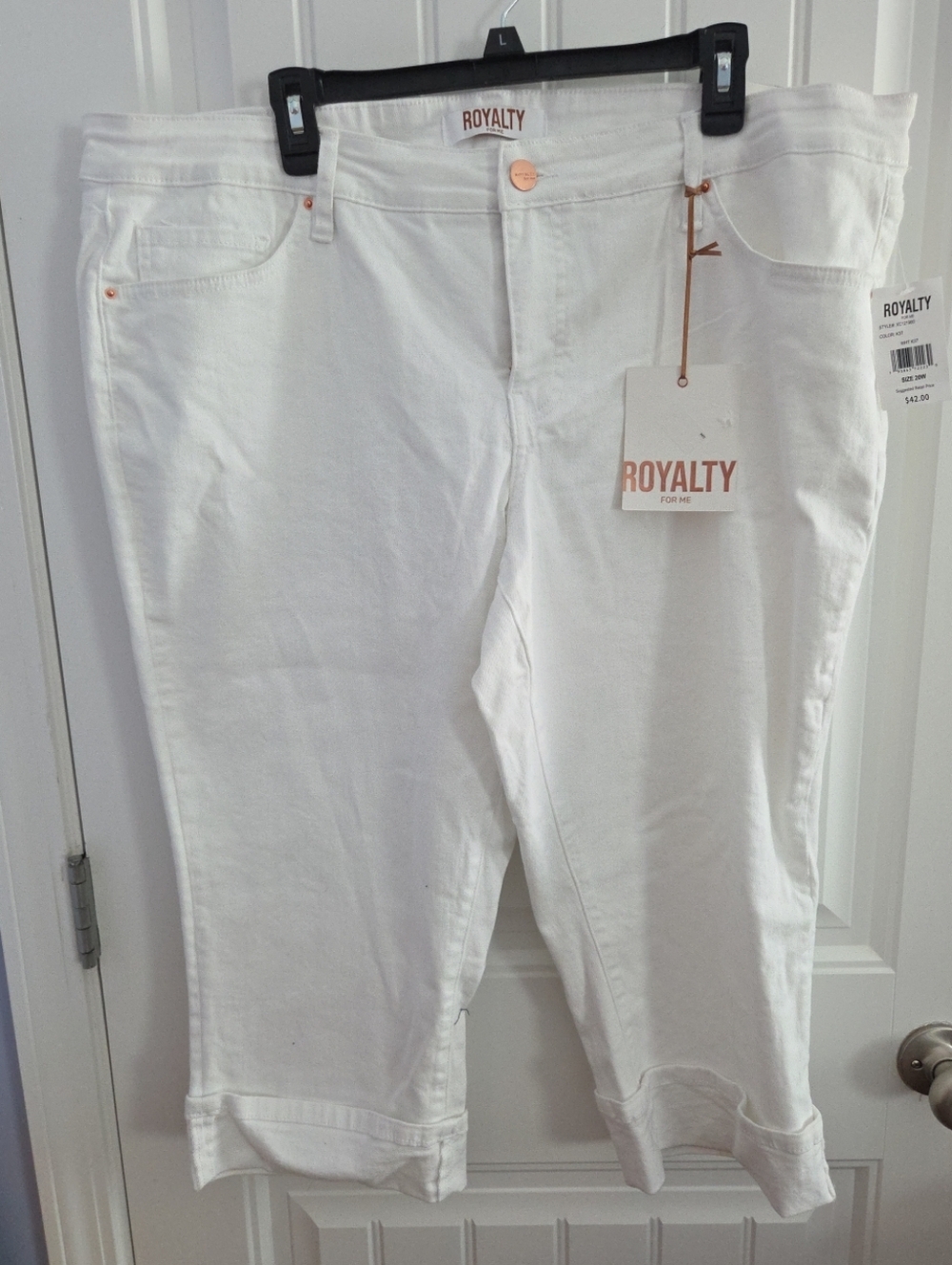 NWT Royalty For Me Womens 20W White Denim Capri Pants Tummy Control Cuffed